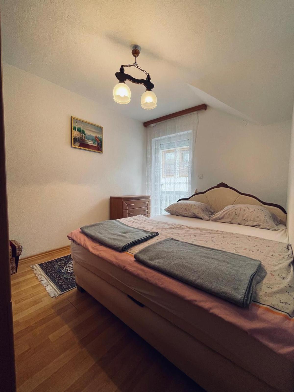 Uspinjaca Apartment Sarajevo Bagian luar foto